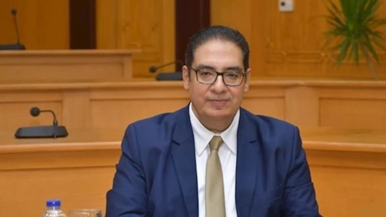 رغم الطقس.. بدء امتحانات منتصف الفصل الدراسي الثاني بجامعة القاهرة الأهلية