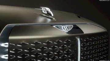 بنتلي البريطانية تعلن موعد طرح أول سيارة كهربائية من إنتاجها