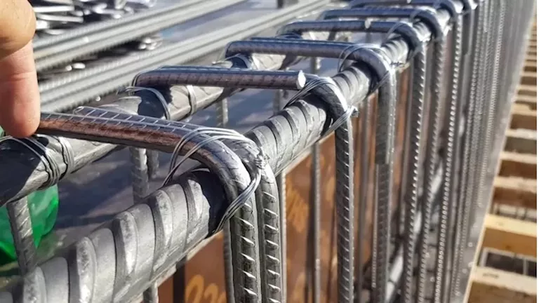 سعر الحديد والأسمنت اليوم الاثنين في الأسواق.. صعود الحديد