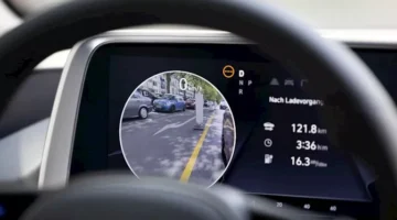 خبراء: تقنيات الكاميرات تساعد السائق لكنها لا تعوض الرؤية المباشرة