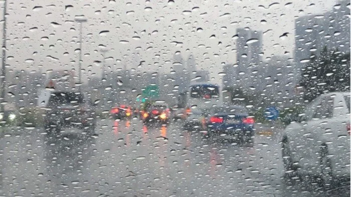 وسط انتشار الخدمات المرورية.. كثافات متحركة على محاور وميادين القاهرة والجيزة