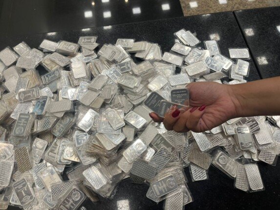 سعر الفضة اليوم الجمعة 27 مارس 2026.. عيار 999 بكام؟