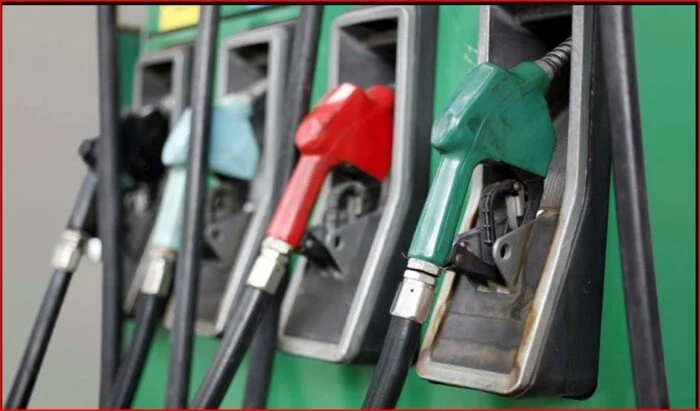 أسعار البنزين والسولار اليوم الاثنين 30 مارس 2026 في محطات الوقود