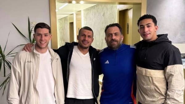 إبراهيم عبد الجواد ينهي الجدل حول صورة طارق حامد مع جون إدوارد