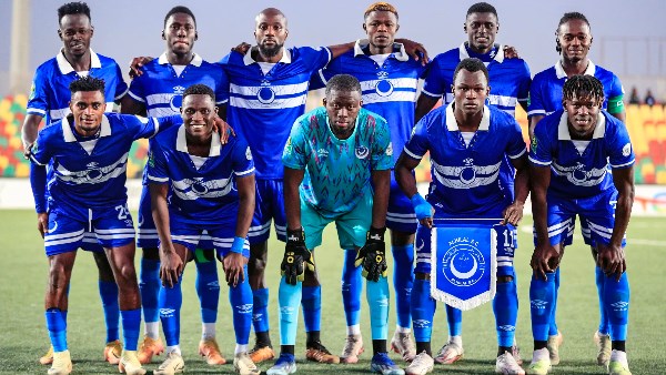 الهلال السوداني يقاضي نهضة بركان بسبب المنشطات ويطالب الكاف بحسم قراره