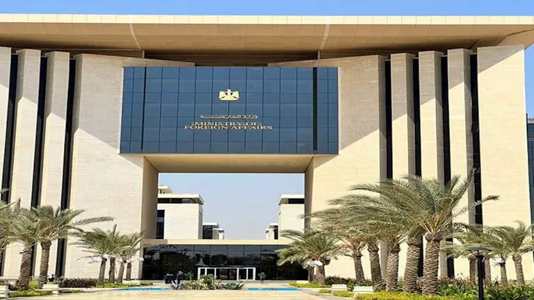 بدءاً من غد.. تمديد إعفاء هواتف المصريين المقيمين بالخارج إلى 120 يوماً