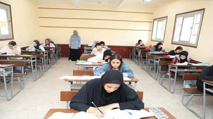 رابط تنزيل النماذج الاسترشادية للثانوية العامة 2026 للأدبي والعلمي