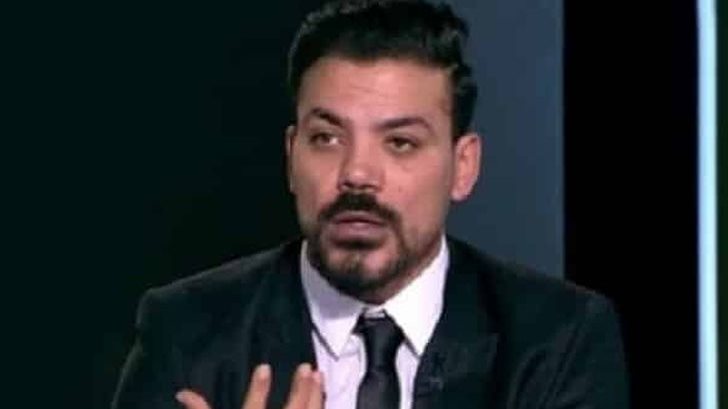 عمرو زكي: ممدوح عباس طرد وكلاء بسبب أستون فيلا.. ورفضت الأهلي 4 مرات