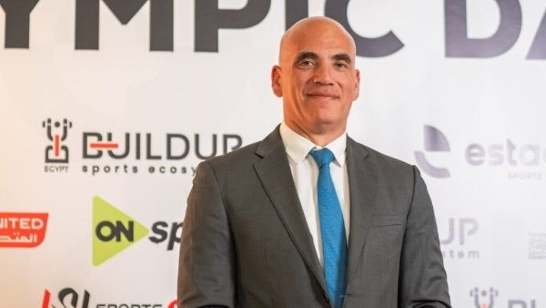 وزير الرياضة يبارك لشريف القماطي فوزه برئاسة الاتحاد العربي للتجديف