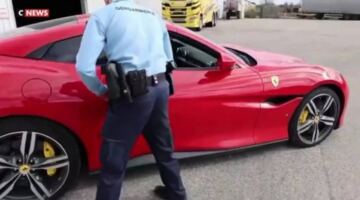 يمتلك شركة عقارية.. مُتشرّد يقود سيارة سعرها 250,000 دولار