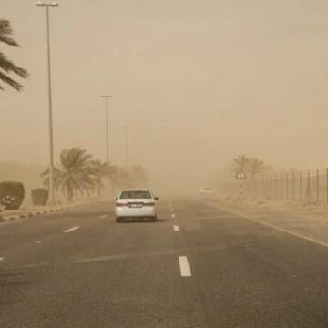 أتربة ورياح نشطة تضرب البلاد.. الأرصاد تحذر من تقلبات جوية خلال الساعات القادمة