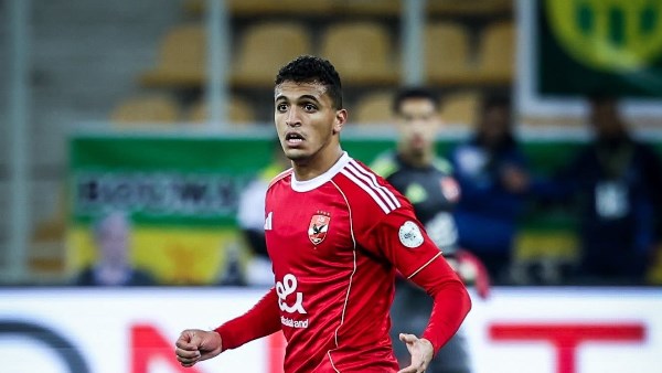 أحمد حسن: عودة ياسين مرعي لتشكيلة الأهلي الأساسية أمام سيراميكا كليوباترا بجانب ياسر إبراهيم.