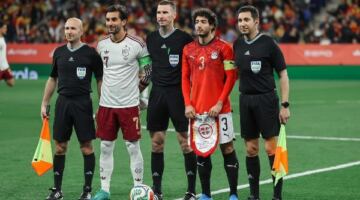 أزمة مباراة مصر وإسبانيا.. تحرك دبلوماسي عاجل من السفير المصري