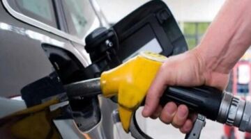 أسعار البنزين والسولار في مصر بمحطات الوقود اليوم الثلاثاء 14 أبريل 2026