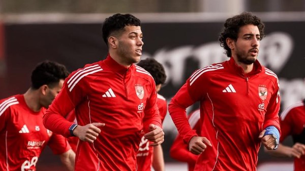 أصبح بيد المنافسين.. ماذا يحتاج الأهلي للوصول إلى لقب الدوري؟