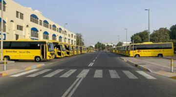 الإمارات.. لماذا عاد التعليم الحضوري رغم تأجيل تشغيل الحافلات المدرسية؟