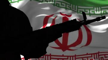 السعودية تمارس “ضبط النفس” تجاه العدوان الإيراني وتبقي الخيارات مفتوحة.