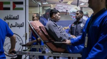 المستشفى الإماراتي العائم يستقبل مرضى جدداً من غزة (فيديو)