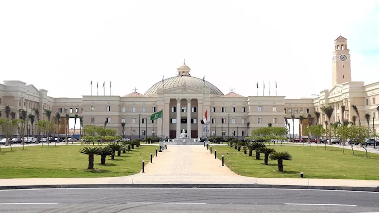 جامعة القاهرة تقود 25 مجالًا في المشهد البحثي المصري.. تفاصيل وأرقام.