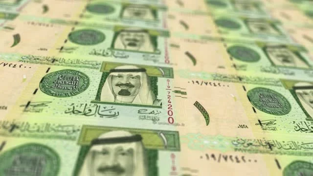 بكام النهارده؟.. سعر الريال السعودي مقابل الجنيه المصري في المصارف