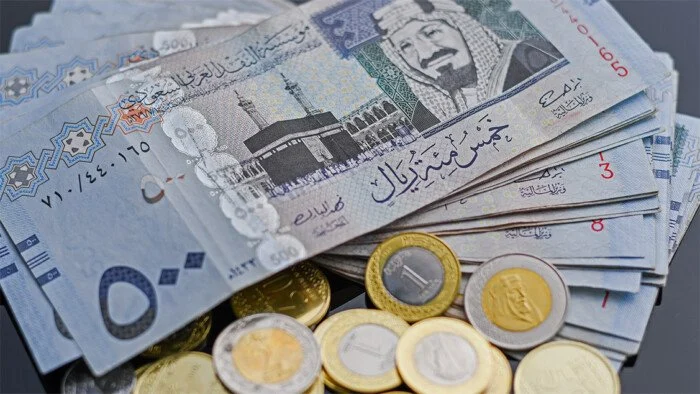 بكام مقابل الجنيه؟.. سعر الريال السعودي اليوم الأحد 5 أبريل 2026