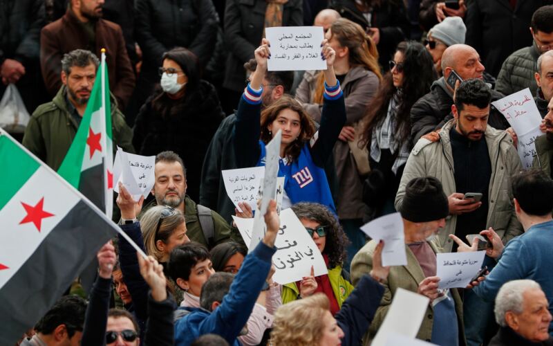 بويضاني يدعو لتوحيد الصفوف بسوريا إثر عودته من الإمارات | أخبار