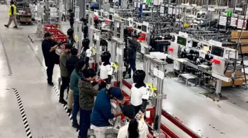 تسلا: الروبوتات البشرية ستخرج من مصانعنا في الصين ودول أخرى