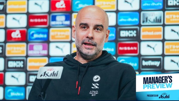 جوارديولا: محمد صلاح أكثر لاعب خصم تسبب لي في صداع خلال مسيرتي