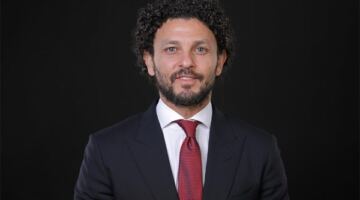 حسام غالي يكشف سر نجاح الأهلي: غرف خلع الملابس تصنع الفارق أكثر من الميزانيات