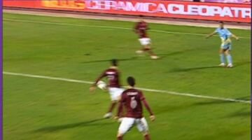 خبير تحكيمي ينهي الجدل بشأن عدم احتساب ركلة جزاء للأهلي أمام سيراميكا