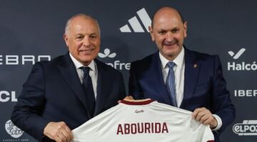 دروع وتبادلات رسمية بين الاتحادين المصري والإسباني قبل كأس العالم 2026 | تفاصيل