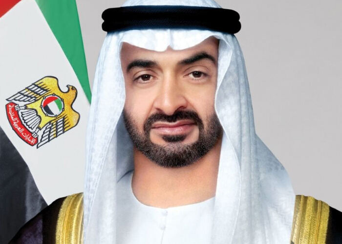 رئيس الإمارات يلتقي وزير الدفاع اليوناني