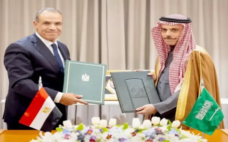 رسمياً: السعودية ومصر تلغيان التأشيرات نهائياً – قرار تاريخي يعدل قواعد السفر بين البلدين!