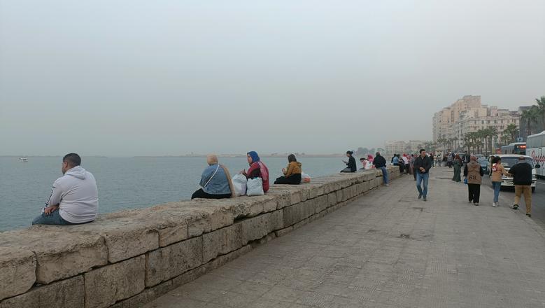 رياح مثيرة للرمال والأتربة.. «الأرصاد» تنذر من اضطراب الأجواء وانخفاض الرؤية