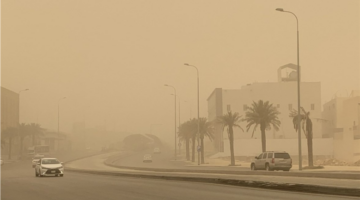 رياح مُحمَّلة بالأتربة تضرب 3 مناطق غداً.. و«الأرصاد» تُحذّر المواطنين بـالكمامة| عاجل
