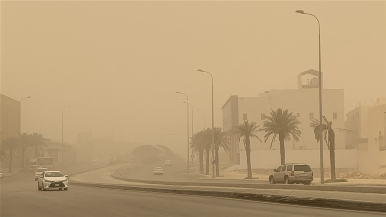 رياح مُحمَّلة بالأتربة تضرب 3 مناطق غداً.. و«الأرصاد» تُحذّر المواطنين بـالكمامة| عاجل