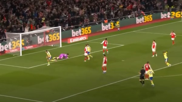 ساوثهامبتون يتقدم على أرسنال بهدف دون رد بالشوط الأول بربع نهائي كأس الاتحاد الإنجليزي