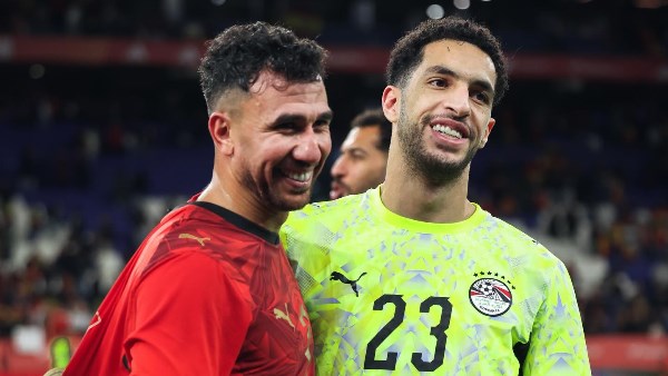 شوبير يفرض نفسه في عرين الفراعنة.. ليلة إسبانيا تعلن ميلاد حارس المونديال.. ماذا قال عنه خبراء الكرة المصرية