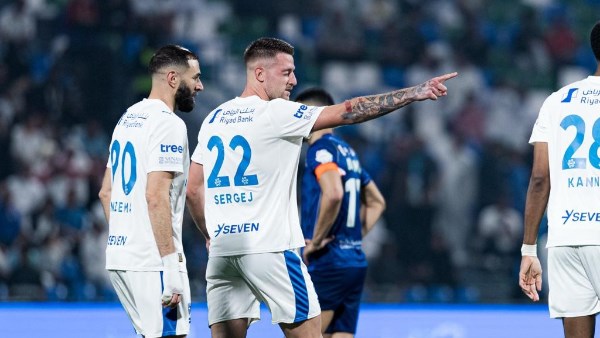 صراع القمة يحتدم في الدوري السعودي.. جولة الحسم تضع الهلال تحت الضغط والأهلي يطارد والاتحاد يبحث عن الإنقاذ