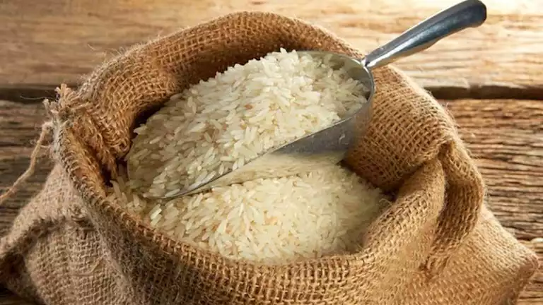 صعود أسعار الأرز والفول والدقيق اليوم السبت بالأسواق