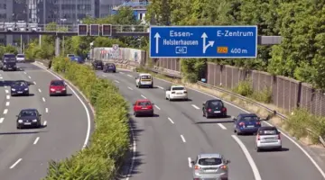 صعود أسعار الوقود يجبر 25% من الألمان على الخروج في عيد الفصح بدون سياراتهم