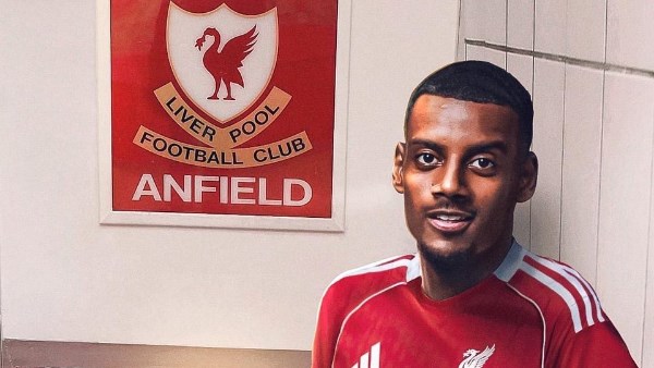 عودة إيزاك إلى تدريبات الريدز ترفع معنويات ليفربول والسويد