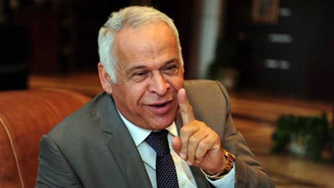 فرج عامر يفجّر مفاجأة: اقتراب نجمي المنتخب من الانتقال إلى الدوري الإسباني