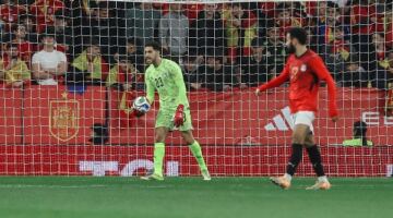 محمد عبدالمنصف يوضح كواليس محاولة ضم مصطفى شوبير للزمالك