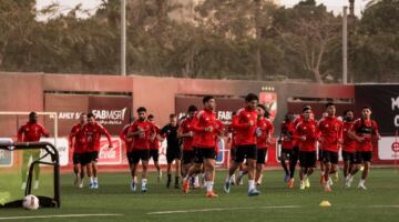 نقل المران واستبعاد النجوم.. كواليس اللحظات الأخيرة في الأهلي قبل مواجهة سيراميكا
