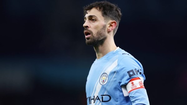 نهاية حقبة.. برناردو سيلفا يُخطر مانشستر سيتي برحيله نهاية الموسم