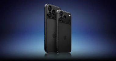 هل تختفي النسخة السوداء؟ تسريبات تشير إلى تغيير مفاجئ في iPhone 18 Pro