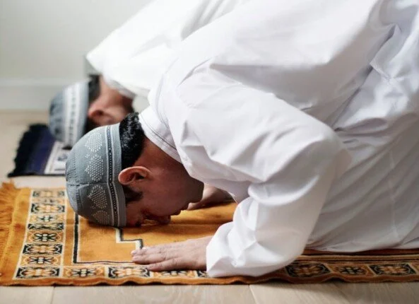 وقت أذان الظهر.. مواقيت الصلاة اليوم الثلاثاء 7 أبريل 2026 بالقاهرة والمحافظات