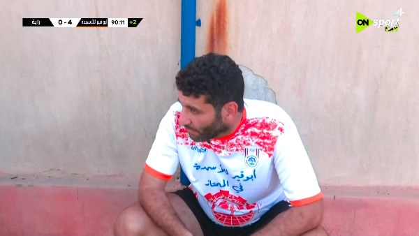 أمير عزمي: صعود أبو قير للأسمدة إنجاز تاريخي يحسب للجميع
                                                
                                                
                                                    15/05/2026 01:43 ص
                                                
                                                
                                                    عبّر أمير عزمي مجاهد المدير الفني لنادي أبو قير للأسمدة عن سعادته الكبيرة بعد نجاح الفريق في التأهل إلى الدوري المصري الممتاز لأول مرة في تاريخه، مؤكدًا أن ما تحقق يُعد إنجازا تاريخيا للنادي وجماهيره.