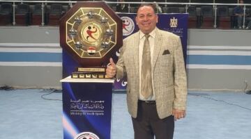 إصابة هاني سعيد مراقب كرة اليد في حادث مروع عقب مباراة مصر وأيسلندا 14/05/2026 03:52 ص تعرض الكابتن هاني سعيد لحادث مروع أثناء عودته إلى السويس، عقب انتهاء مباراة منتخب مصر ومنتخب أيسلندا الودية لكرة اليد..